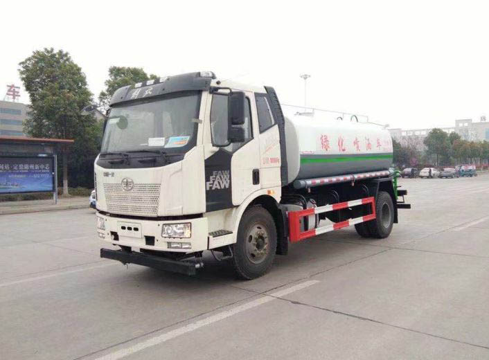 国六解放12方洒水车