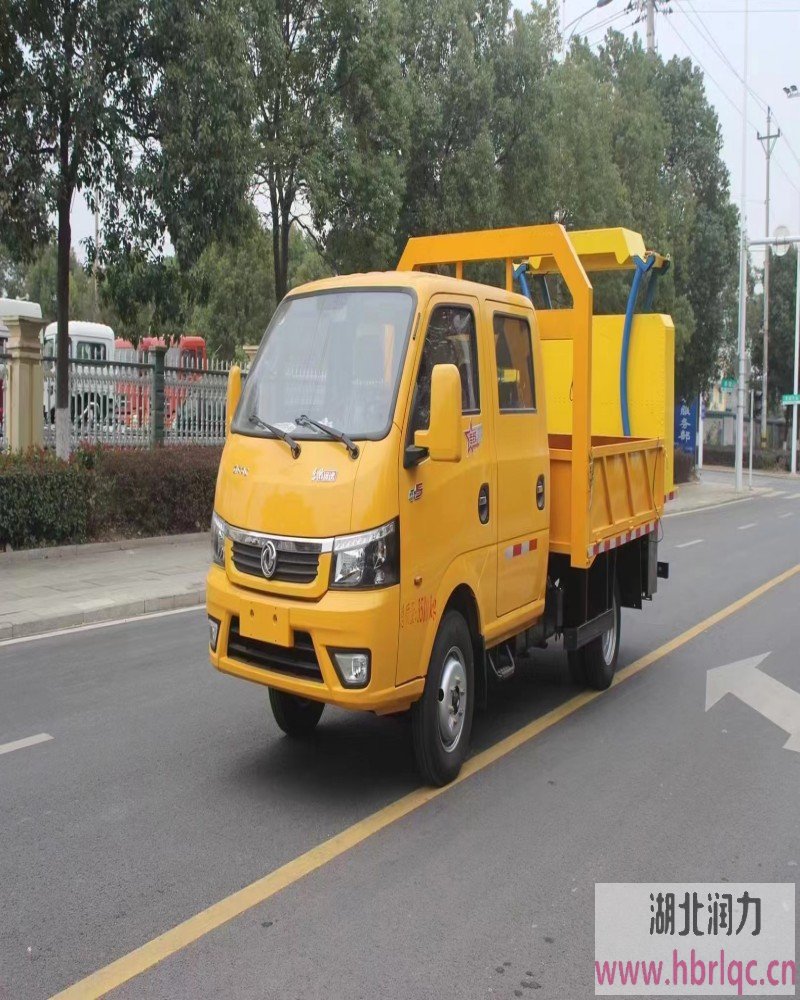 东风‬途逸撞防‬缓冲车